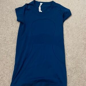 Lululemon shirt